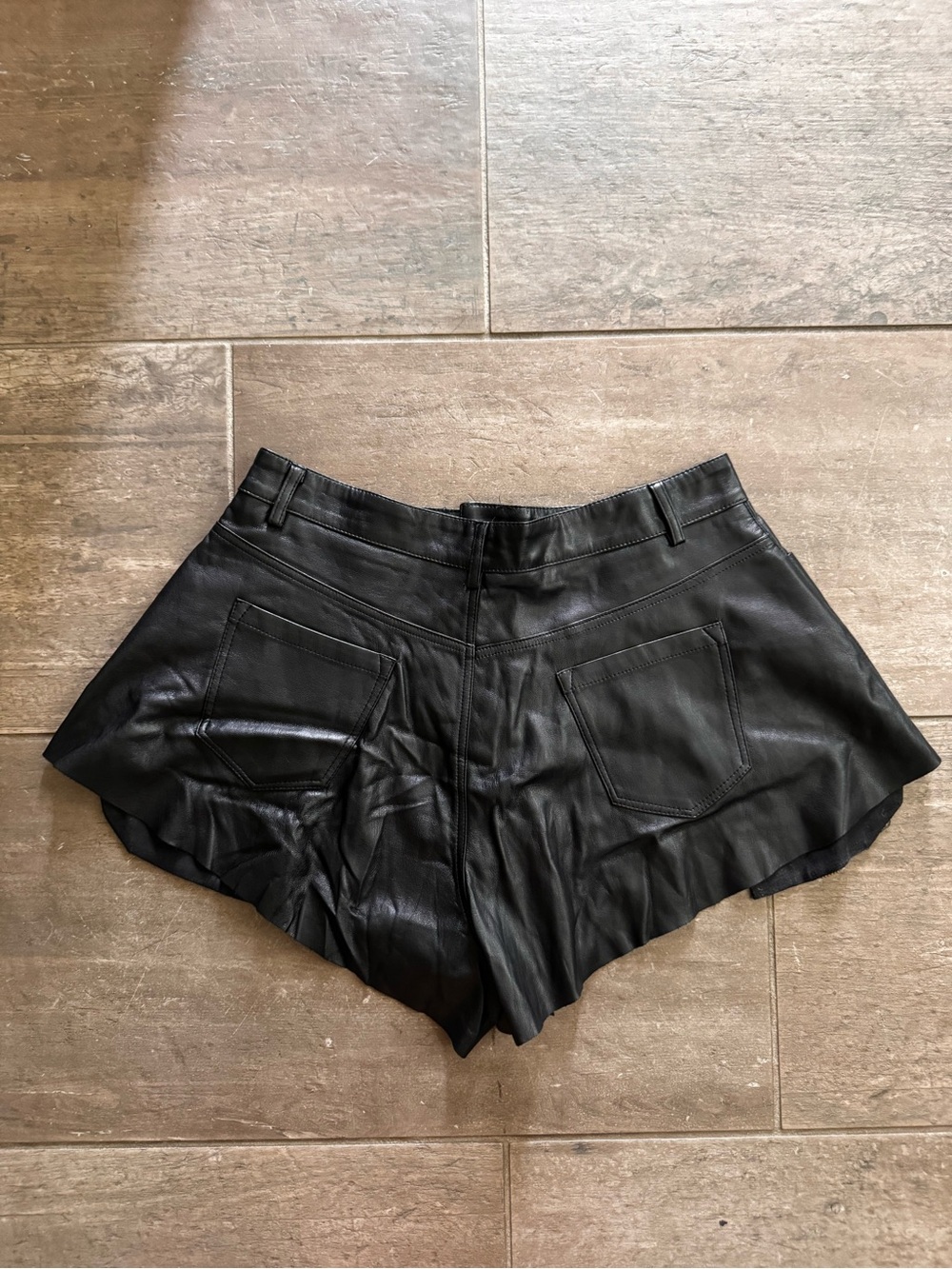 Hot & Delicious Black Faux Leather High-Waist Shorts with Rhinestone Hem, Sz L - Picture 7 of 8